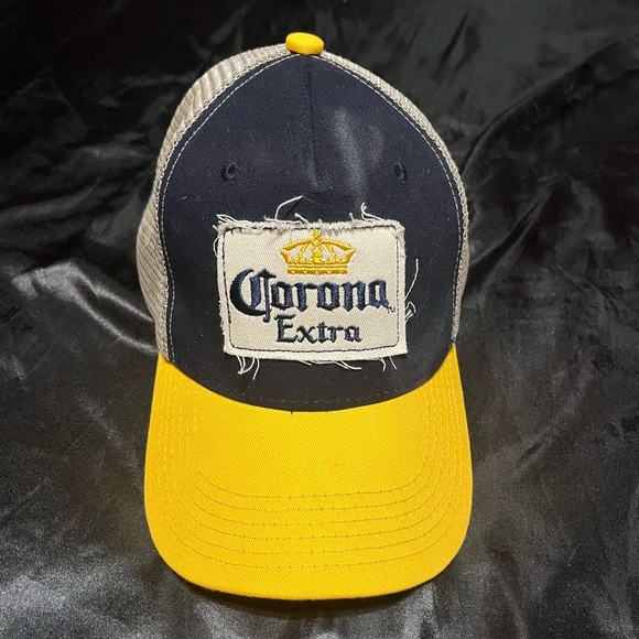 Corona Yellow hat - Picture 1 of 2